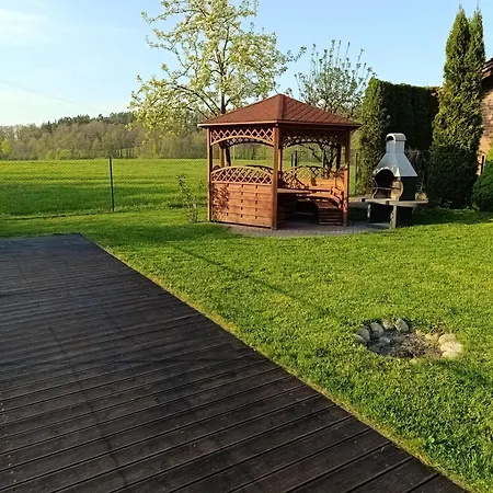 Dom wakacyjny Nad Stawem Z Balią I Sauną