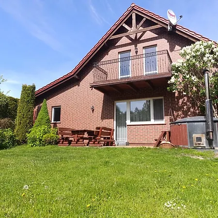Nad Stawem Z Balia I Sauna Ferienhaus